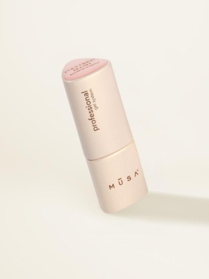 Poly Fiber® builder gel in bottle blush